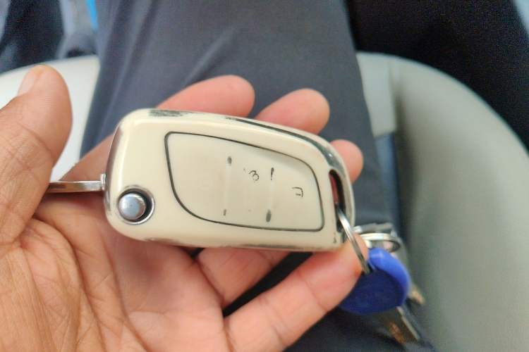 Used Citroen C4L 2015 1.8L Manual Leading Edition Vehicle Key