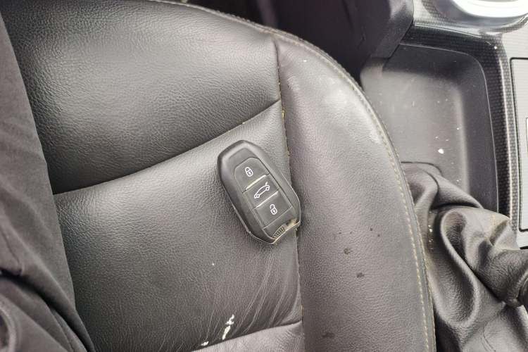 Used Citroen C4L 2015 1.6T Automatic Prestige Edition Vehicle Key