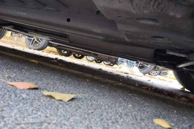 Used Citroen C4L 2015 1.2T Automatic Luxury Edition Chassis Front Right