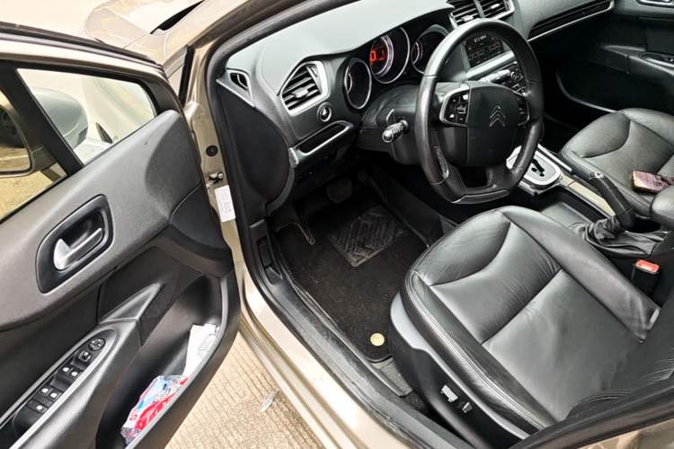 Used Citroen C4L 2015 1.8L Automatic Prestige Edition Driver Seat