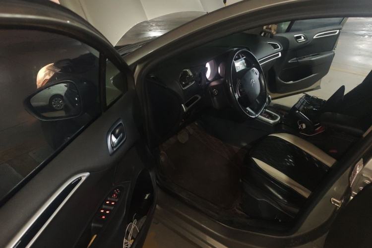 Used Citroen C4L 2015 1.2T Automatic Luxury Edition Driver Seat