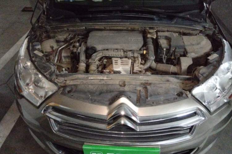 Used Citroen C4L 2015 1.2T Automatic Luxury Edition Engine Bay