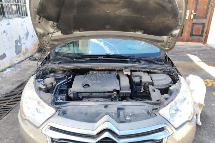 Used Citroen C4L 2015 1.8L Automatic Luxury Edition Engine Bay
