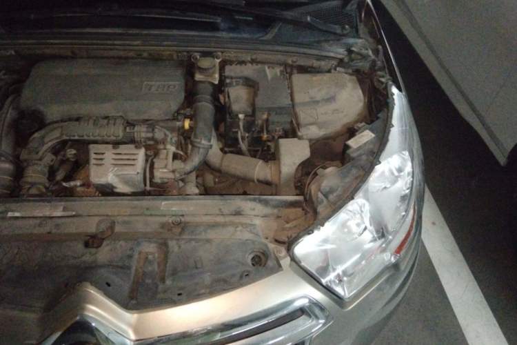 Used Citroen C4L 2015 1.2T Automatic Luxury Edition Engine Bay Left