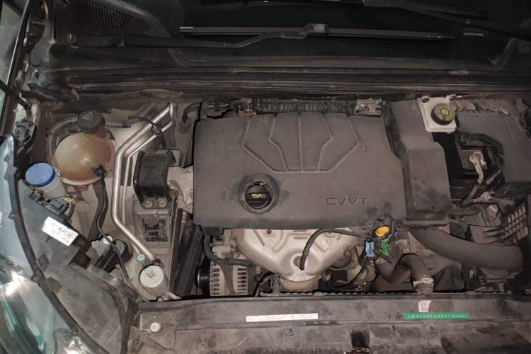 Used Citroen C4L 2015 1.8L Automatic Luxury Edition Engine Bay Right