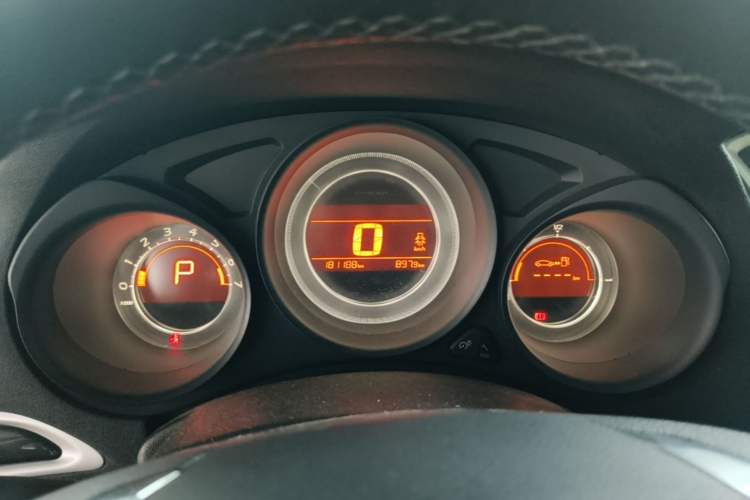 Used Citroen C4L 2015 1.8L Automatic Luxury Edition Instrument Cluster