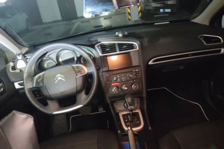 Used Citroen C4L 2015 1.8L Automatic Luxury Edition Interior 2