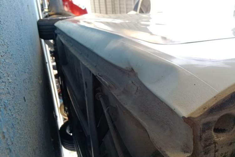 Used Citroen C4L 2015 1.8L Automatic Prestige Edition Left Side Sill
