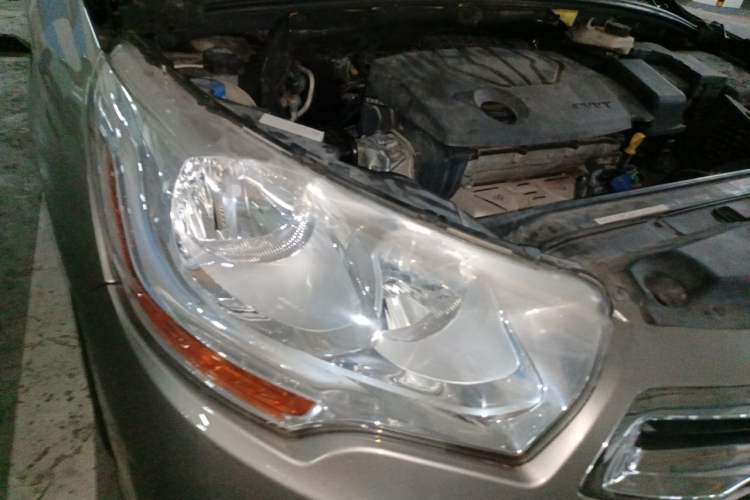 Used Citroen C4L 2015 1.8L Automatic Luxury Edition Right Front Headlight