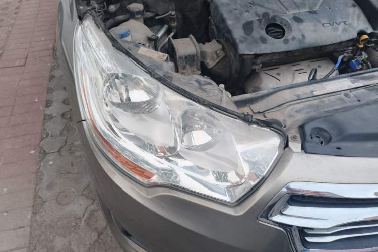 Used Citroen C4L 2015 1.8L Automatic Luxury Edition Right Front Headlight