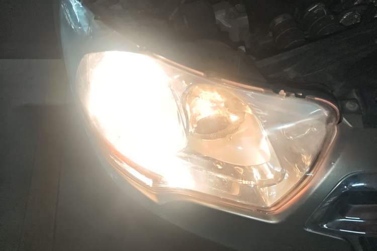 Used Citroen C4L 2015 1.2T Automatic Luxury Edition Right Front Headlight