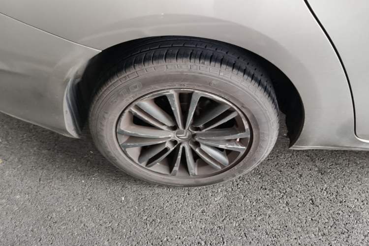 Used Citroen C4L 2015 1.8L Automatic Luxury Edition Right Rear Wheel Hub