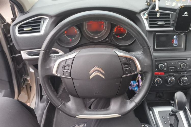 Used Citroen C4L 2015 1.8L Automatic Luxury Edition Steering Wheel