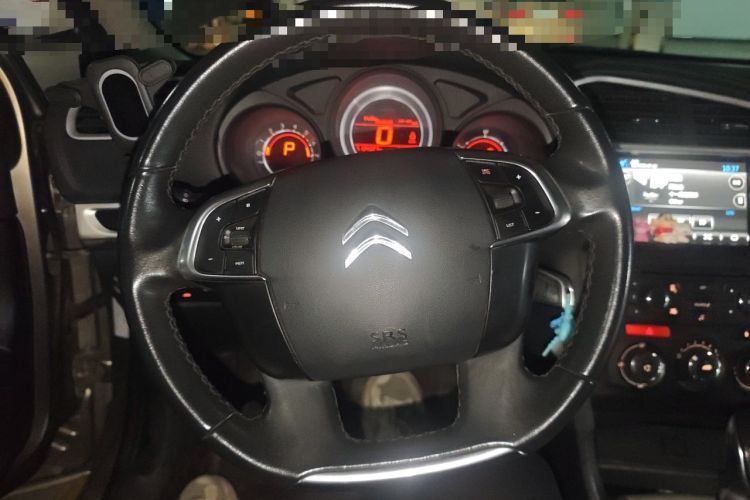 Used Citroen C4L 2015 1.2T Automatic Luxury Edition Steering Wheel