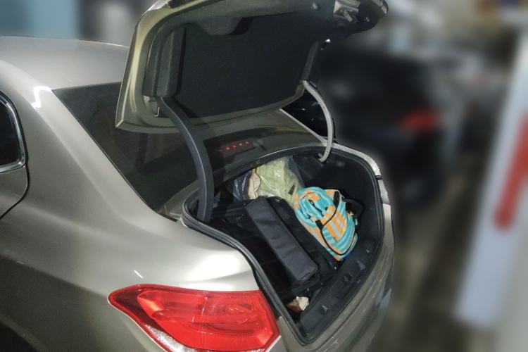 Used Citroen C4L 2015 1.8L Automatic Luxury Edition Trunk
