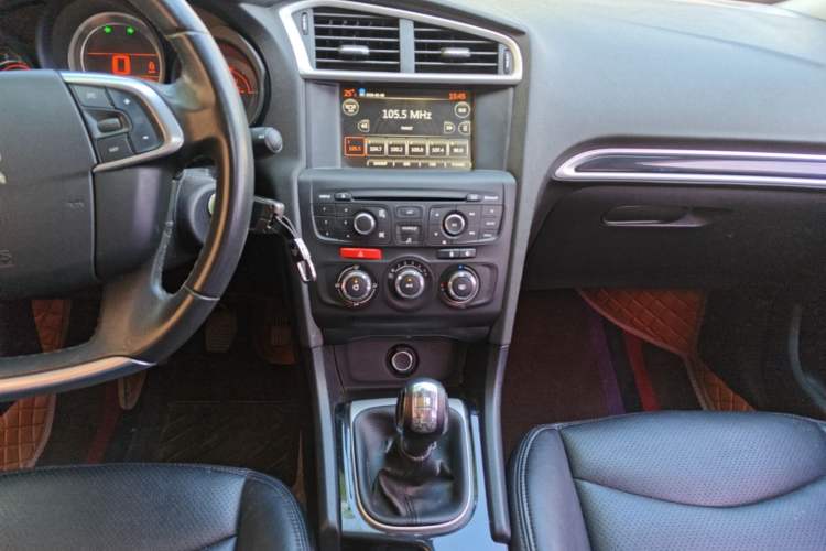 Used Citroen C4L 2015 1.2T Manual Luxury Edition Audio And AC Panel