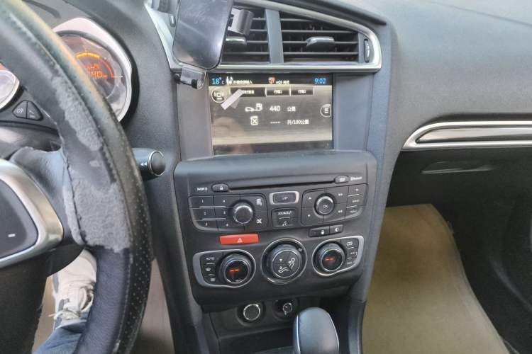 Used Citroen C4L 2015 1.8L Automatic Prestige Edition Audio And AC Panel
