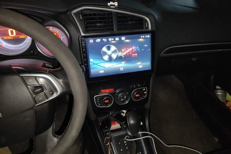 Used Citroen C4L 2015 1.8L Automatic Prestige Edition Audio And AC Panel