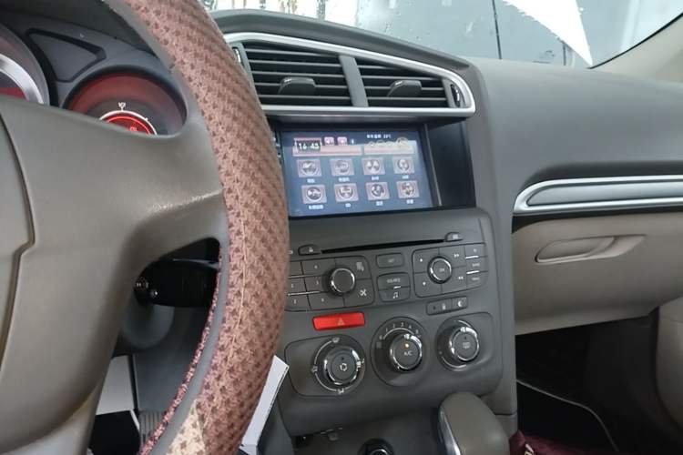 Used Citroen C4L 2015 1.8L Automatic Leading Edition Audio And AC Panel