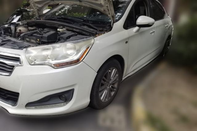 Ojetý Citroen C4L 2015 1.8L Automatic Luxury Edition