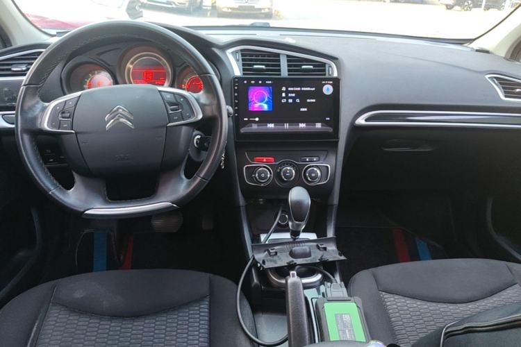 Used Citroen C4L 2015 1.2T Automatic Luxury Edition Center Console