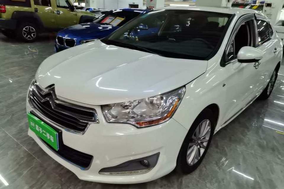 Citroen C4L 2015