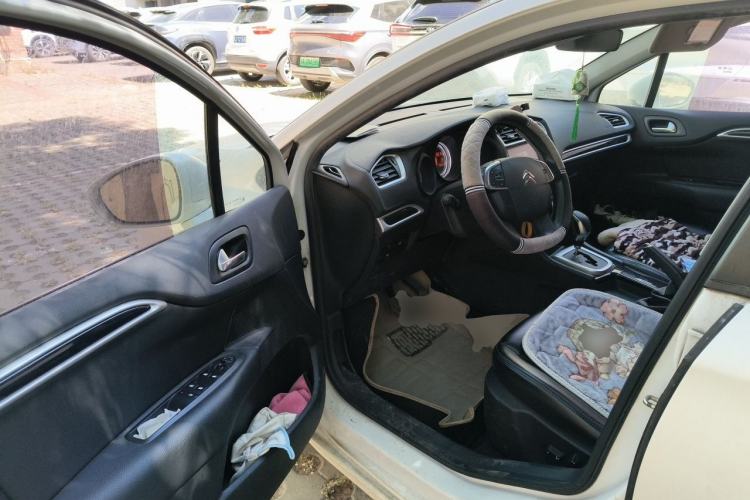 Used Citroen C4L 2015 1.8L Automatic Luxury Edition Driver Seat