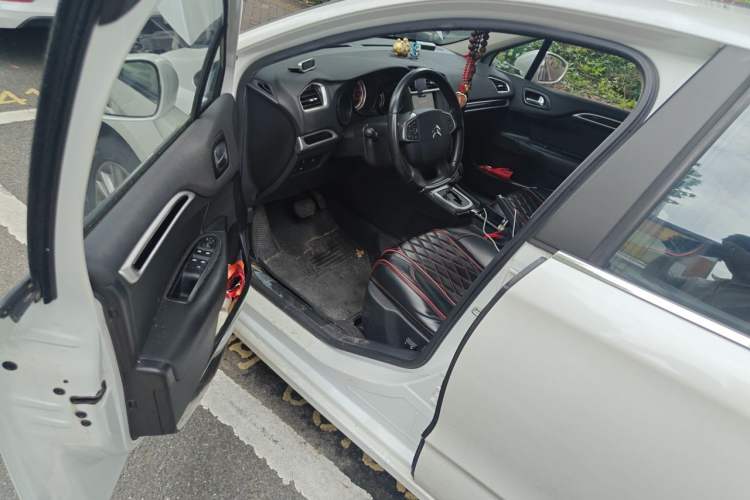 Used Citroen C4L 2015 1.8L Automatic Luxury Edition Driver Seat