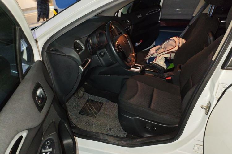 Used Citroen C4L 2015 1.2T Automatic Luxury Edition Driver Seat