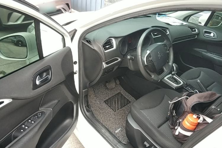 Used Citroen C4L 2015 1.2T Automatic Luxury Edition Driver Seat