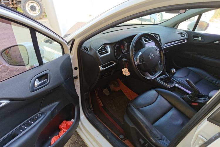 Used Citroen C4L 2015 1.2T Manual Luxury Edition Driver Seat