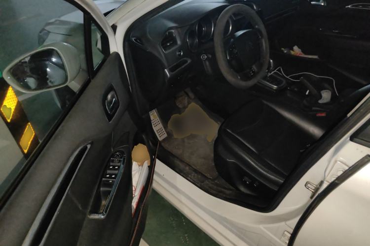 Used Citroen C4L 2015 1.8L Automatic Prestige Edition Driver Seat
