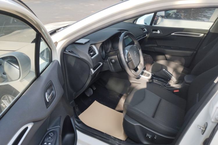 Used Citroen C4L 2015 1.2T Automatic Luxury Edition Driver Seat