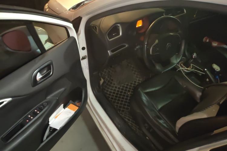 Used Citroen C4L 2015 1.2T Manual Luxury Edition Driver Seat