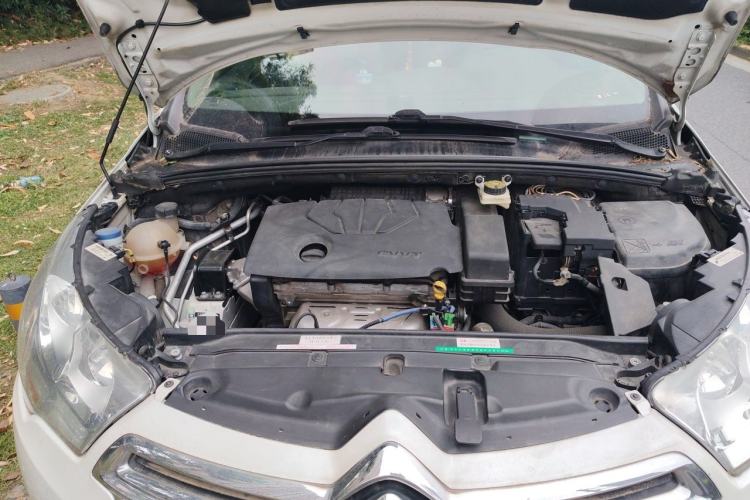 Used Citroen C4L 2015 1.8L Automatic Luxury Edition Engine Bay