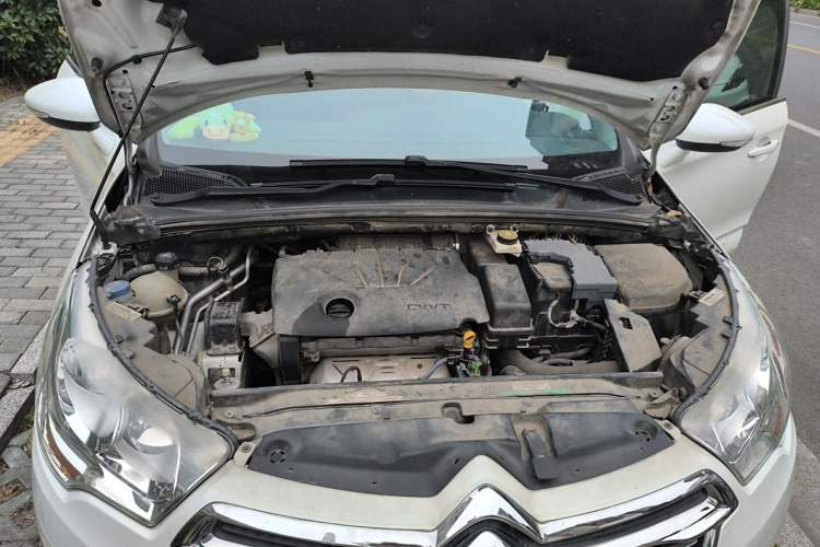 Used Citroen C4L 2015 1.8L Automatic Luxury Edition Engine Bay