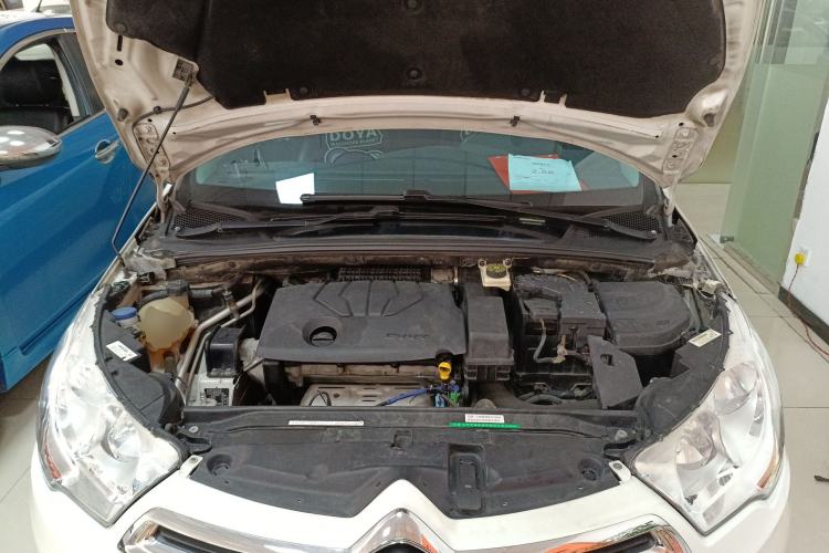 Used Citroen C4L 2015 1.8L Automatic Luxury Edition Engine Bay