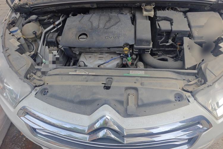 Used Citroen C4L 2015 1.8L Automatic Luxury Edition Engine Bay