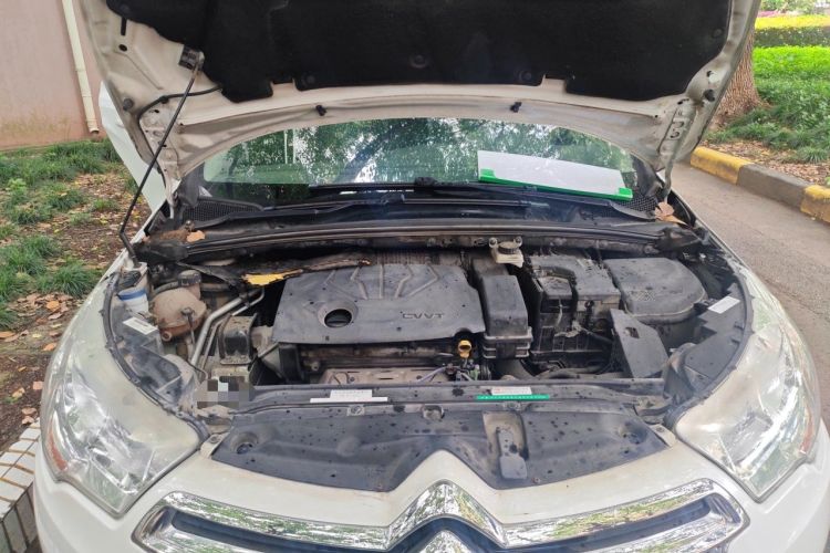 Used Citroen C4L 2015 1.8L Automatic Prestige Edition Engine Bay