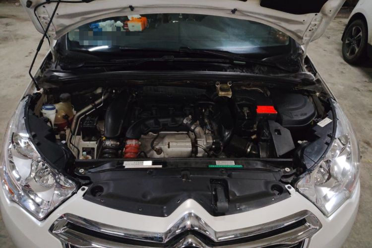 Used Citroen C4L 2015 1.6T Automatic Prestige Edition Engine Bay
