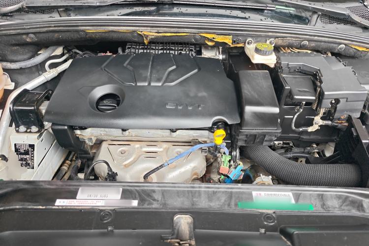 Used Citroen C4L 2015 1.8L Automatic Luxury Edition Engine Bay