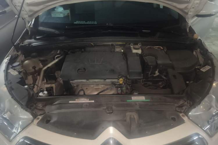 Used Citroen C4L 2015 1.8L Automatic Luxury Edition Engine Bay