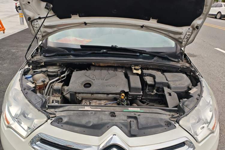 Used Citroen C4L 2015 1.8L Automatic Luxury Edition Engine Bay