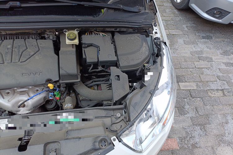 Used Citroen C4L 2015 1.8L Automatic Prestige Edition Engine Bay Left