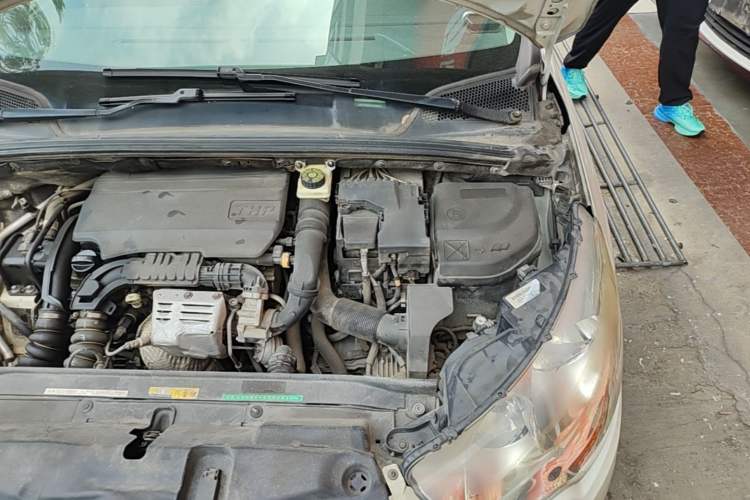 Used Citroen C4L 2015 1.2T Automatic Prestige Edition Engine Bay Left