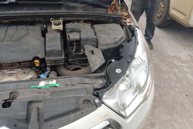 Used Citroen C4L 2015 1.8L Automatic Luxury Edition Engine Bay Left