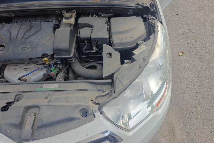 Used Citroen C4L 2015 1.8L Automatic Luxury Edition Engine Bay Left