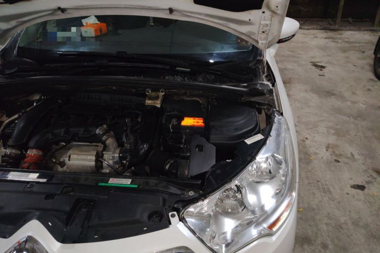 Used Citroen C4L 2015 1.6T Automatic Prestige Edition Engine Bay Left