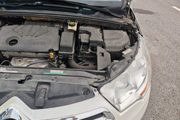 Used Citroen C4L 2015 1.8L Automatic Luxury Edition Engine Bay Left
