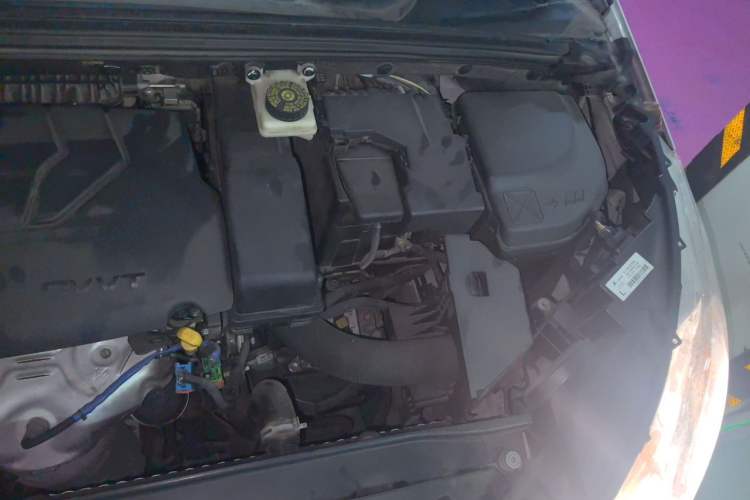 Used Citroen C4L 2015 1.8L Automatic Luxury Edition Engine Bay Left